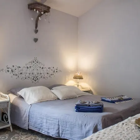 Bed & Breakfast Le Moulin Du Rossignol Rognes
